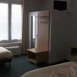 Hotel La Tour De 3*