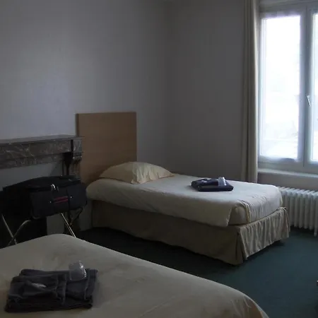 La Tour De Hotell Crécy-sur-Serre