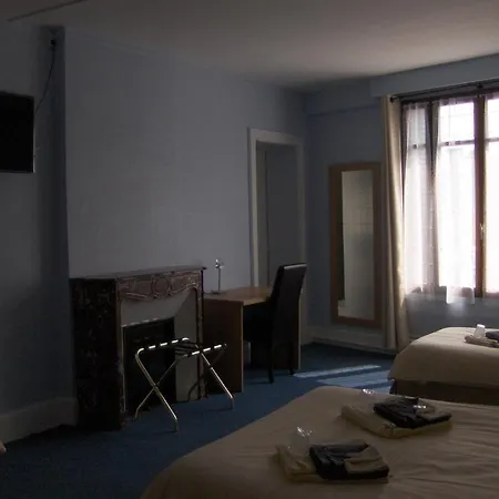 La Tour De Hotell 3*